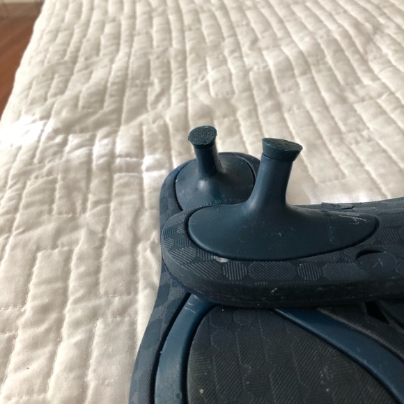 Not Rated Navy and White Polka Dot Sandals Waterproof 1” heal - Picture 5 of 11